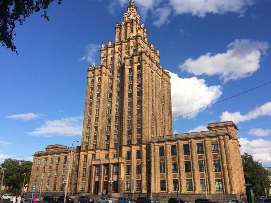 lotwa-palac-kultury