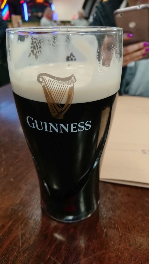 belfast-lotnisko-guiness