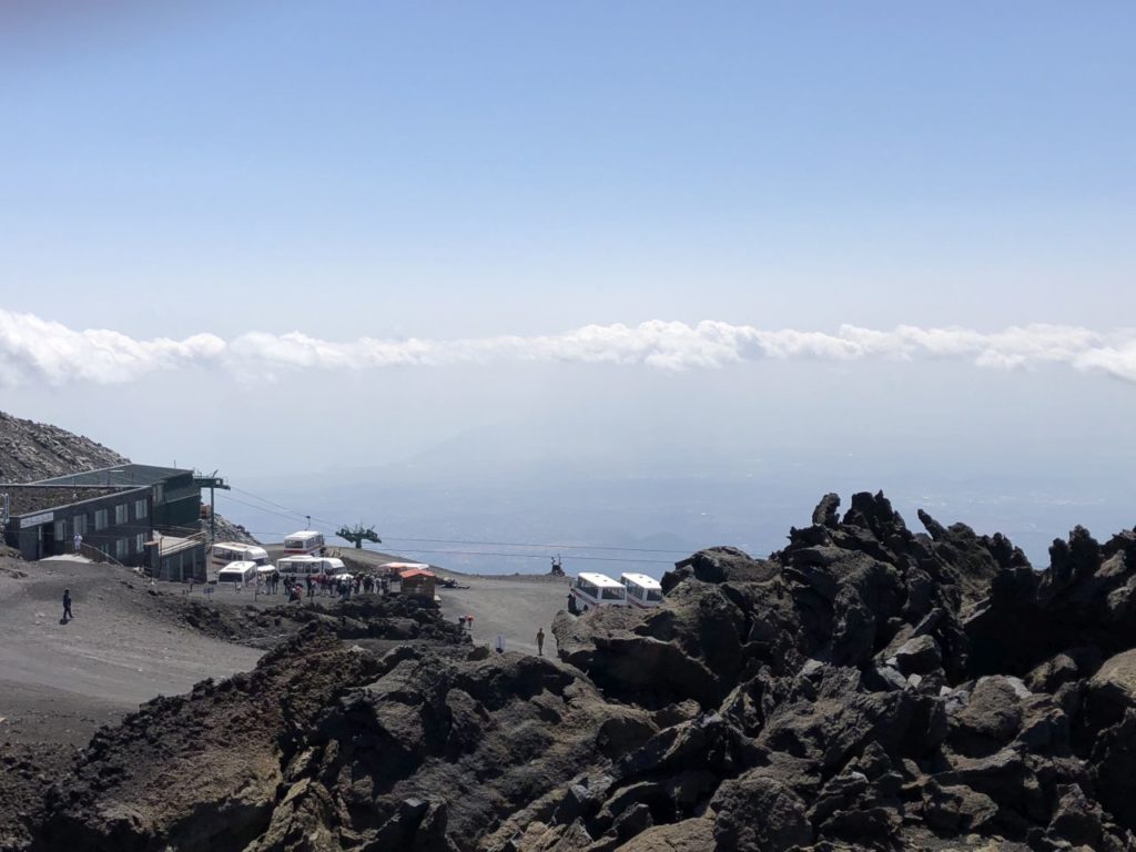 etna-sycylia-widok-na-schronisko