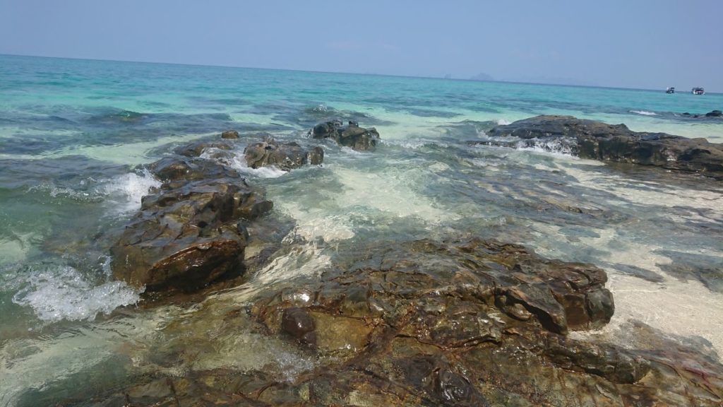 phi-phi-bamboo-beach