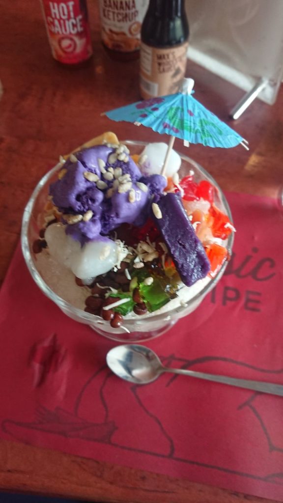 halo-halo