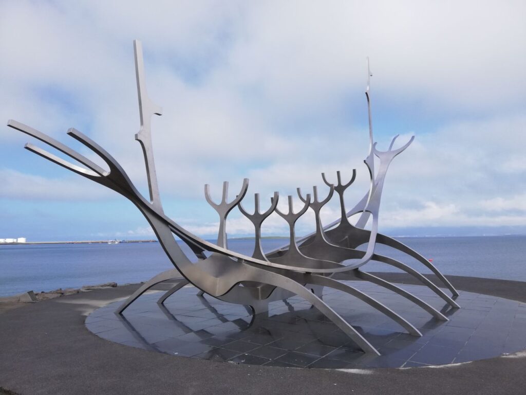 metalowa-lodz-islandia-w-tydzien